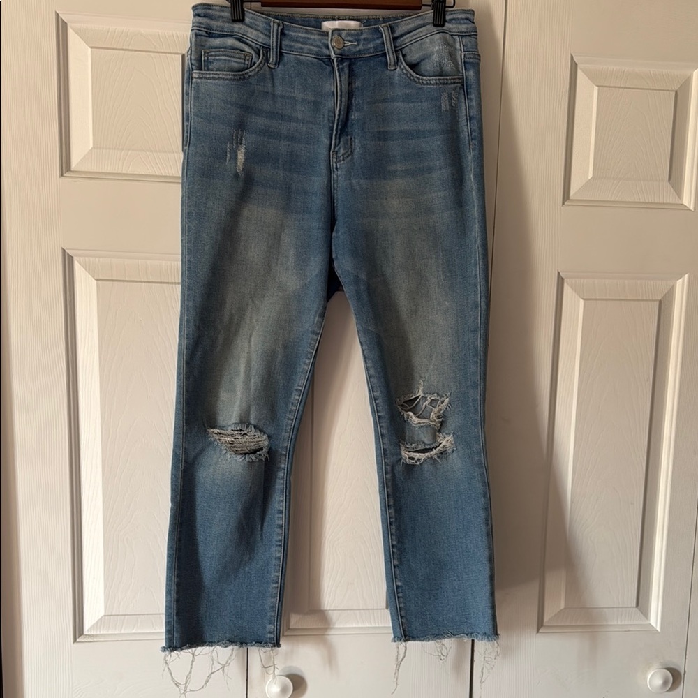 Blue Ankle Cropped Jeans with Distressed Details